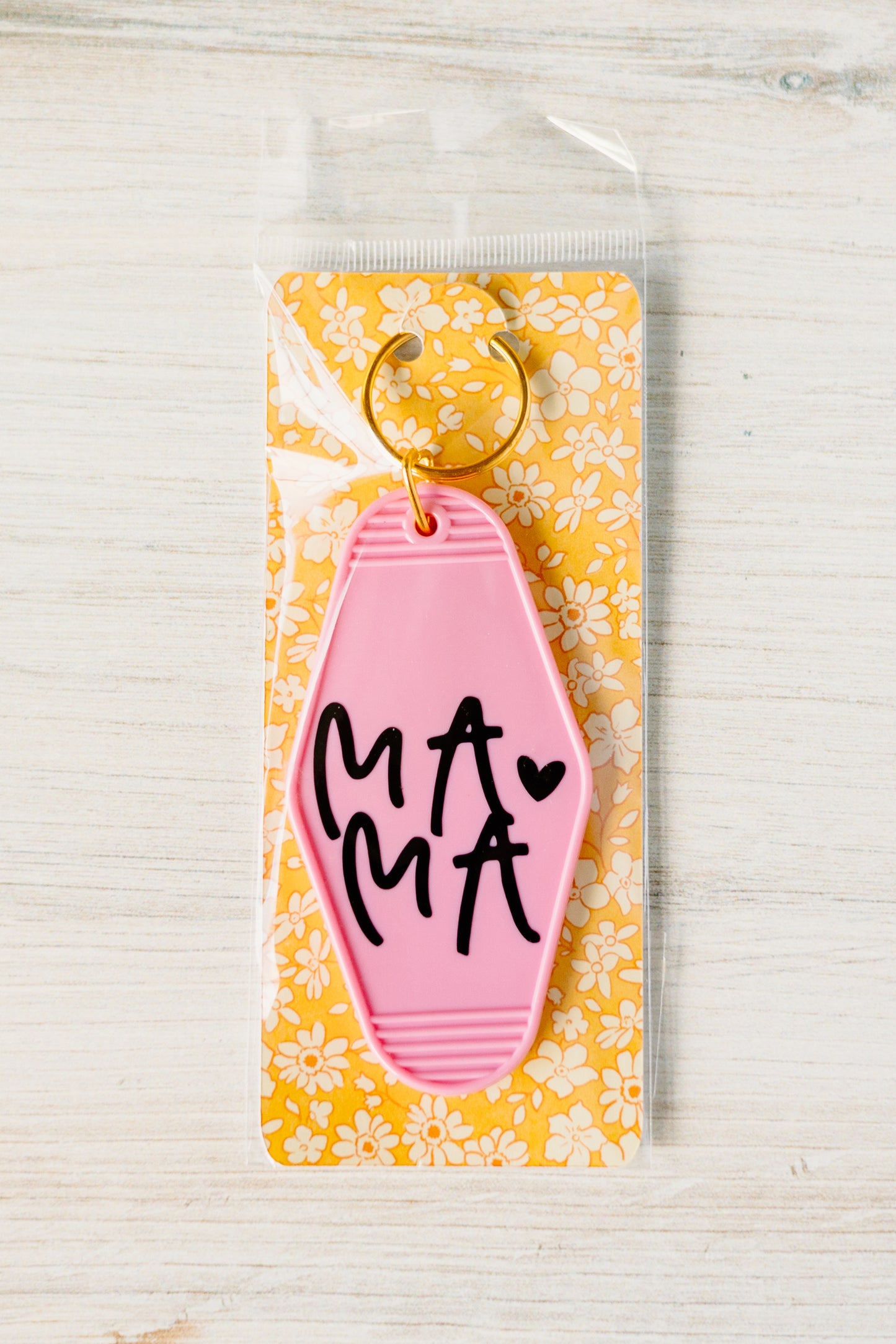 Mama - Heart Keychain